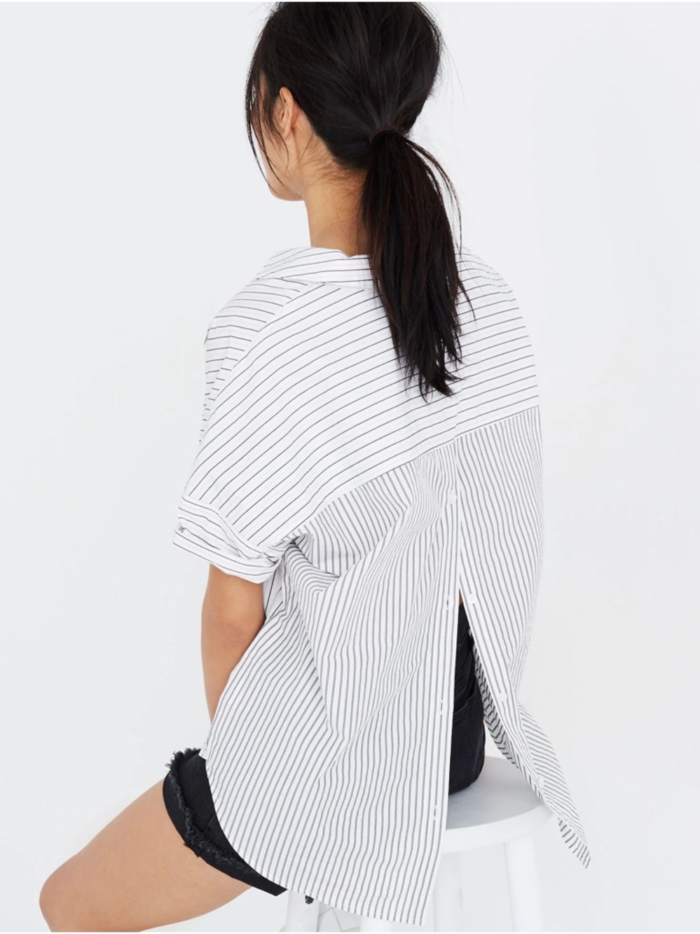 Madewell Courier Button-Back Shirt in Stripe-Play - Picture 3 of 4